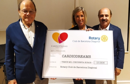 ENTREGA CHEQUE A LA FUNDACIÓN CARDIO DREAMS